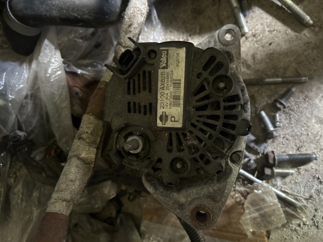 Генератор автомобільний 23100AX62B NISSAN