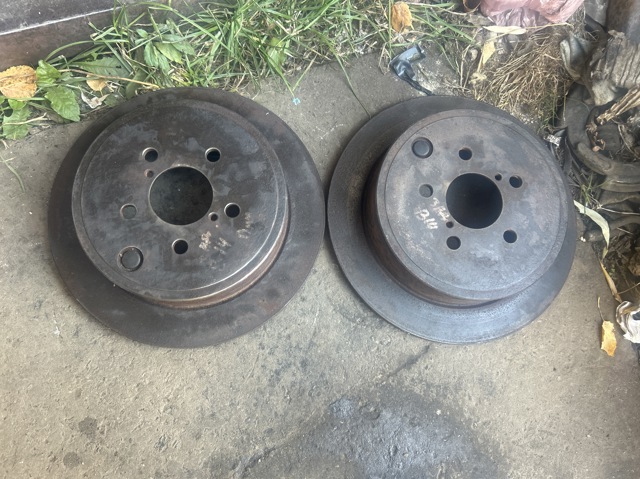 Диск заднього гальма 26700FJ000 SUBARU