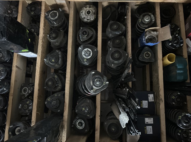 Пружина амортизатора передняя 4040A040 MITSUBISHI