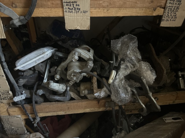 Супорт тормзной 41011JD00A NISSAN