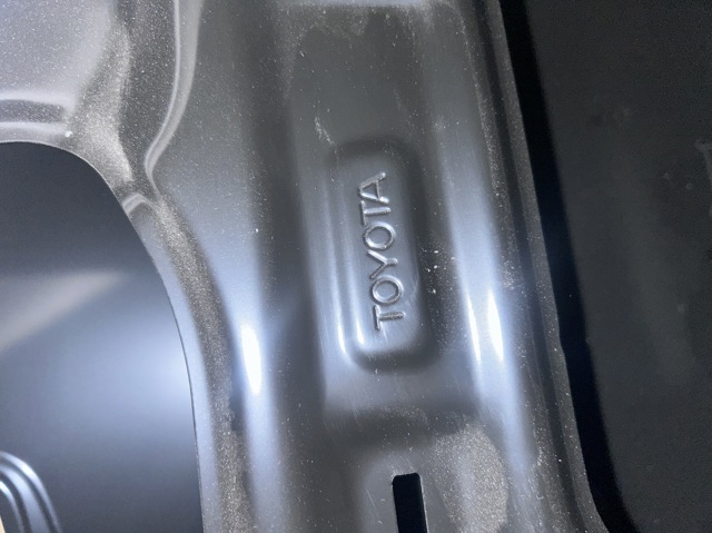 Дверка передня права 6700160711 TOYOTA