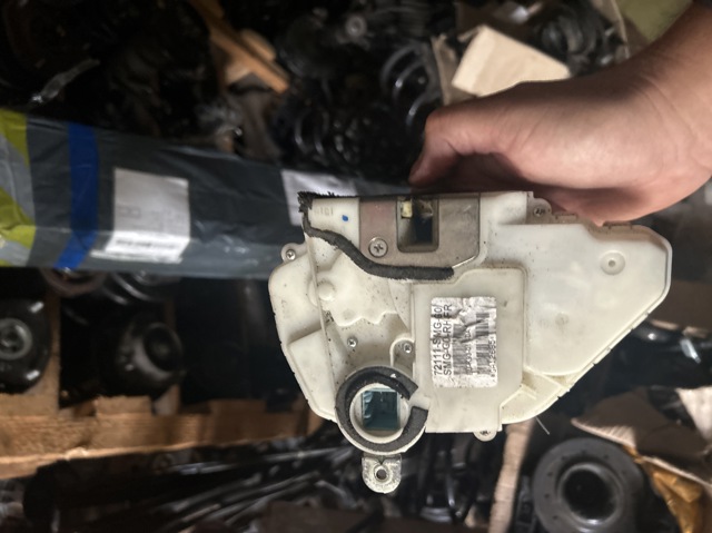 Замок двері правої передньої 72111SMGG0 HONDA