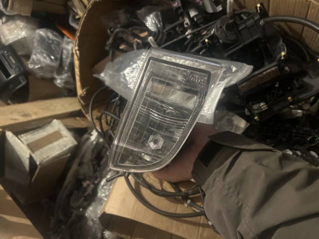 Протитуманка права 8121160150 TOYOTA