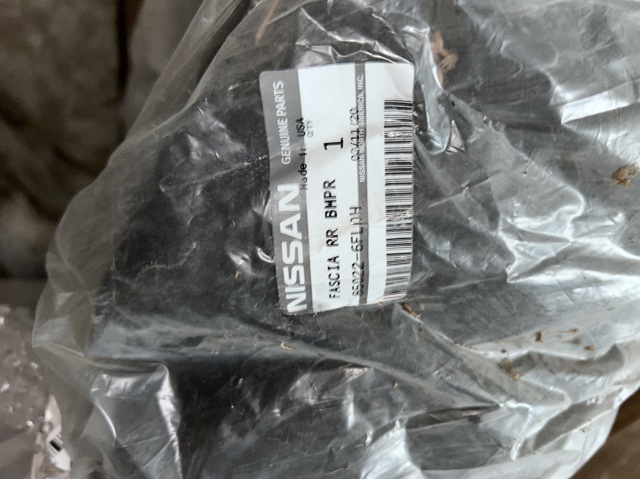 Бампер задній 850226FL0H NISSAN