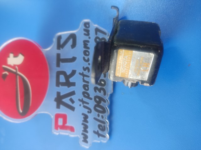 Датчик Айрбег передній 8917413030 TOYOTA
