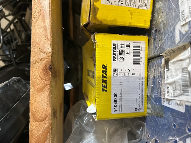 Гальмівні колодки стоянкового гальма Mercedes Sprinter 2 3-t