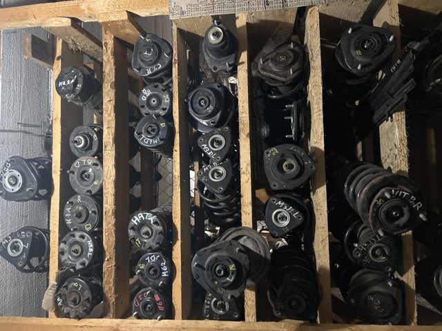 Гвинтова пружина підвіска BP4N34011C MAZDA
