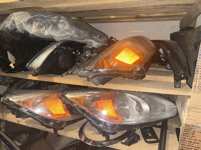 Права блок фара DM5113W029AE FORD