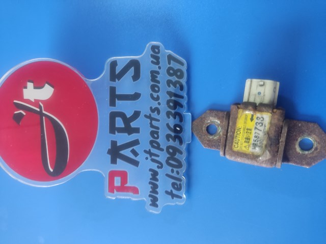 Датчик AIRBAG передній MR587733 MITSUBISHI