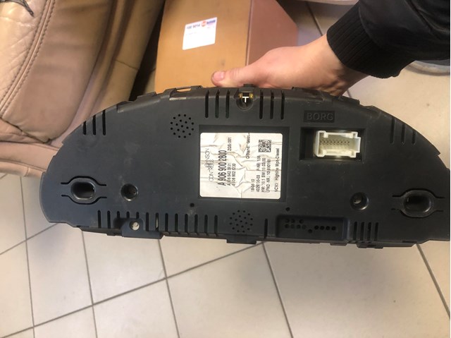 Щиток приладів 9069002800 MERCEDES