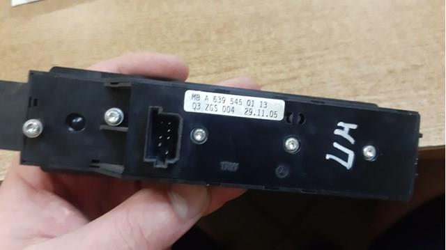 Кнопки переднього лівого склопід'ємника A6395450913 MERCEDES
