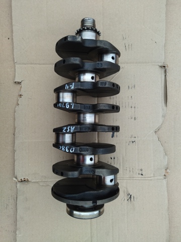 Колінчастий вал 038105021C VAG