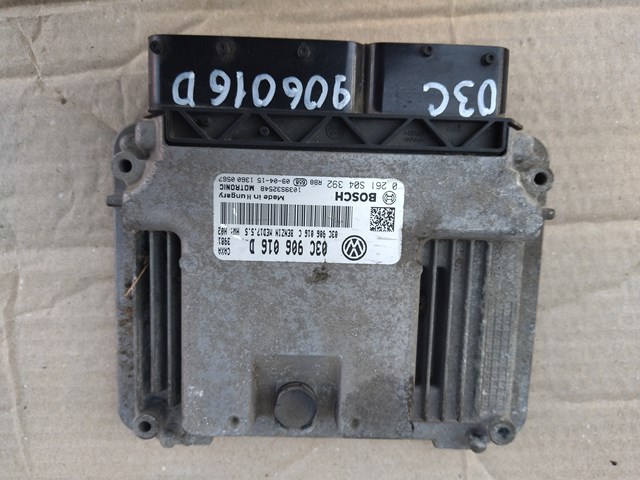 Комп'ютер двигуна 03C906016D VAG