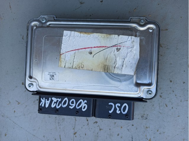 Блок електронного управління 03C906022AK VAG