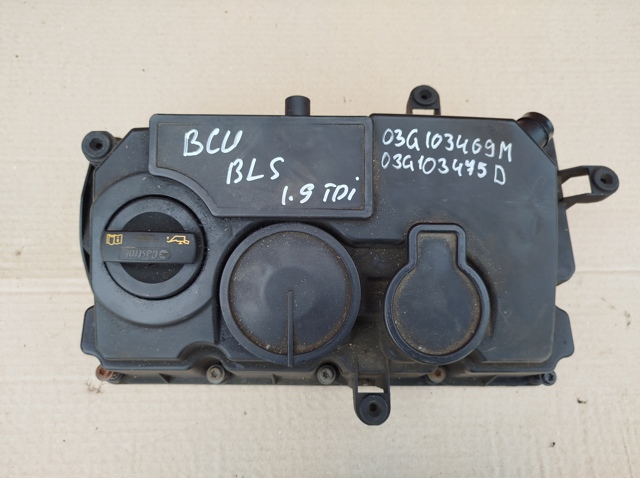 Кришка клапанів 03G103469M VAG