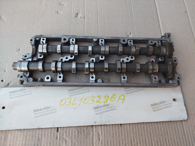 Головка блока циліндрів (ГБЦ) 03L103286A VAG