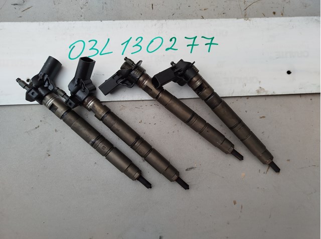 Форсунка дизельна в зборі, розпилювач + тримач 03L130277 VAG