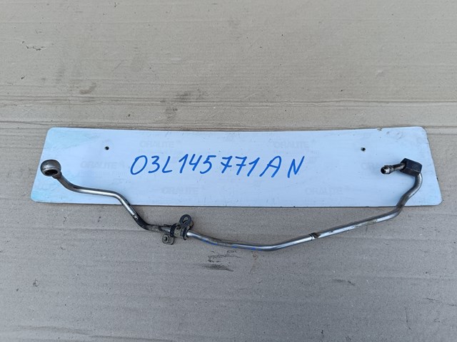 Трубка/шланг подачі масла до турбіни 03L145771AN VAG