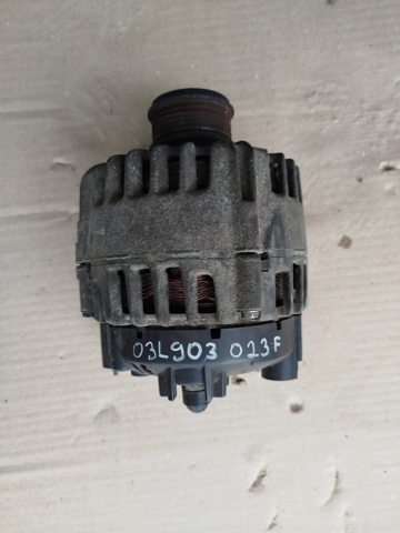 Авто генератор 03L903023F VAG