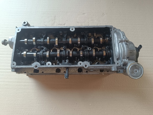 Головка блока циліндрів (ГБЦ) 04L103064C VAG