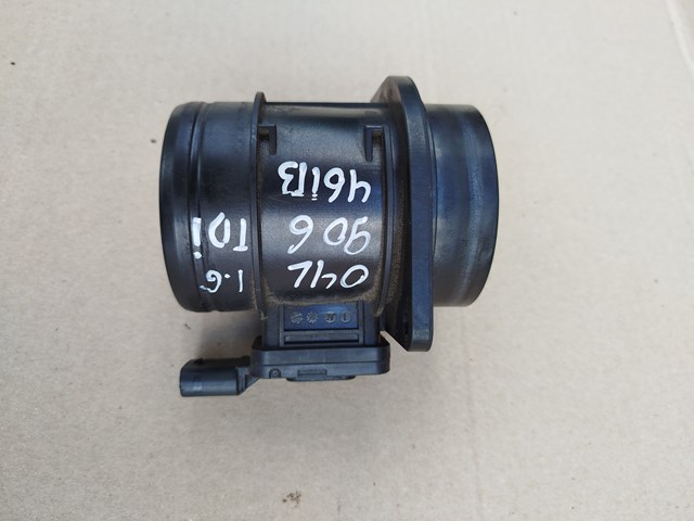 Витратомір повітря 04L906461B VAG