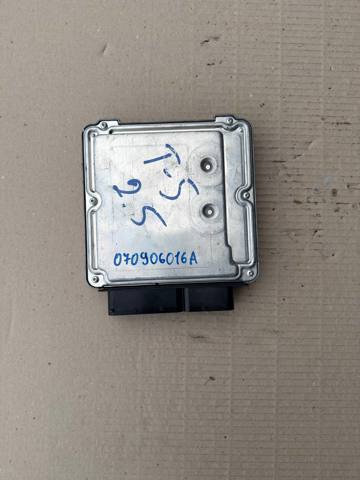 Блок електронного управління 070906016A VAG