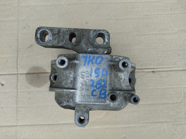 Права подушка мотора 1K0199262CB VAG