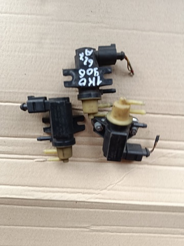 Клапан соленоїд регулювання заслонки EGR 1K0906627A VAG