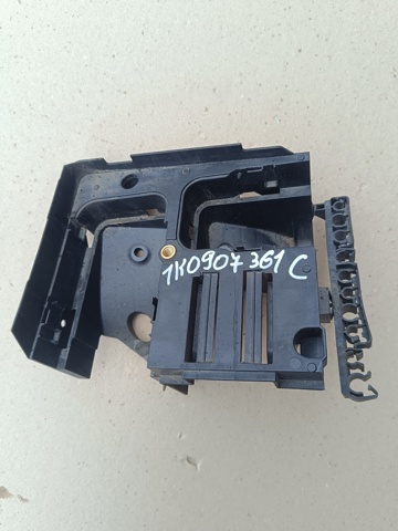 Корпус блока запобіжників 1K0907361C VAG