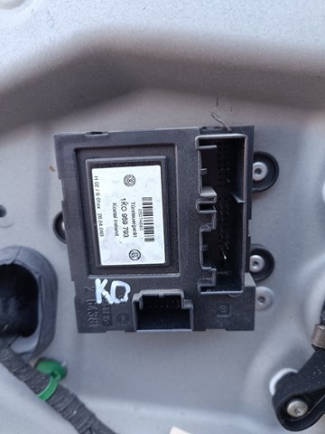 Блок комфорту передніх дверей 1K0959793 VAG