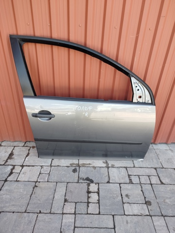 Пасажирські передні двері 1K4831302AB VAG
