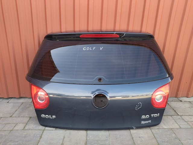 Треті двері Volkswagen Golf V