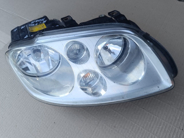 Фара комбінована, передня 1T0941006F VAG