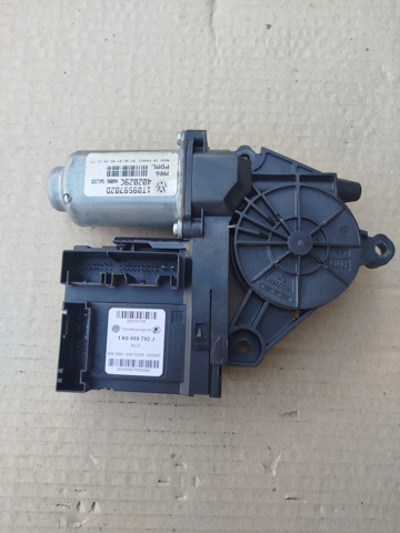 Мотор склопідйомника дверей передніх, правих 1T0959702D VAG