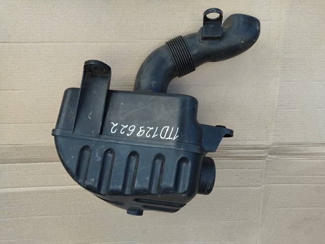 Повітроприймач 1TD129622 VAG
