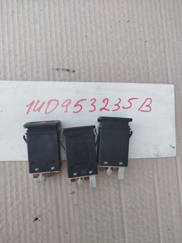Кнопка аварійної сигналізації 1U0953235B VAG