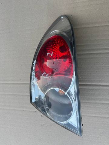 Фара задня права зовнішня 22061971 MAZDA