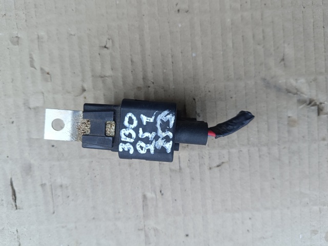 Реле паливного насоса 3B0951253 VAG