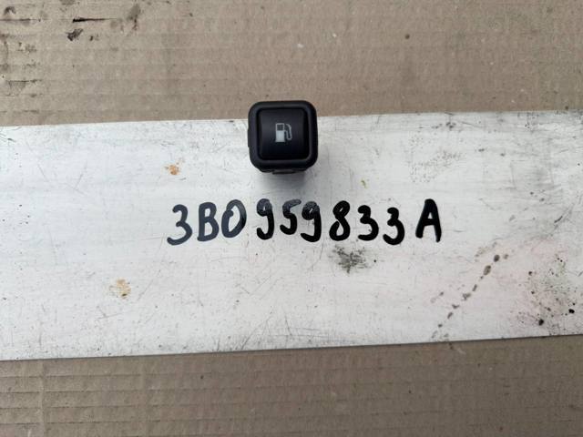 Кнопка відкриття лючка бензобака 3B0959833A VAG