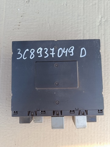 Комп'ютер бортовий 3C8937049D VAG