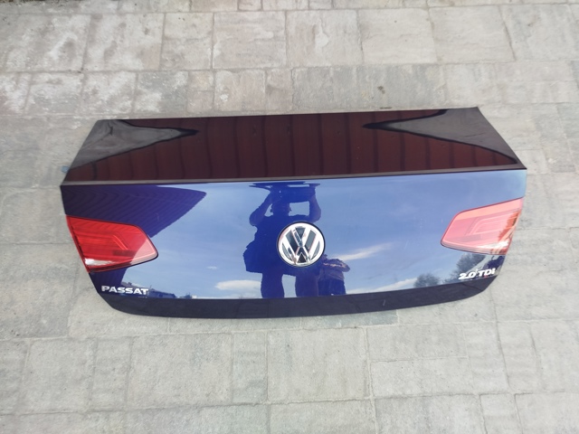 Кришка багажника кузова 3G5827025A VAG