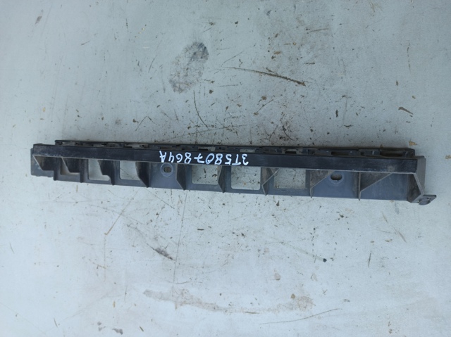 Кронштейн бампера заднього, правий 3T5807864A VAG