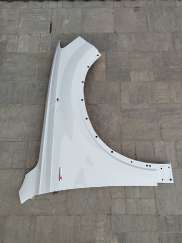 Переднє праве крило 4M0821106D VAG