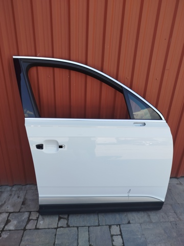 Дверка передня права 4M0831052F VAG