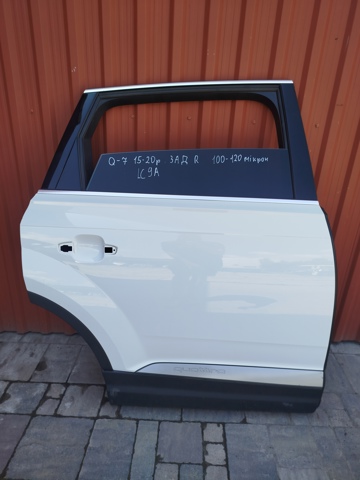 Двері задні, праві 4M0833052E VAG