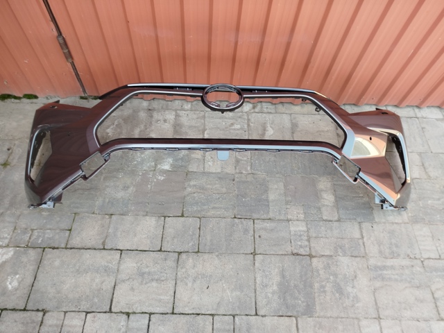 Бампер передній в зборі 5211942B20 TOYOTA