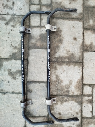 Стабілізатор задньої балки 562301270R RENAULT