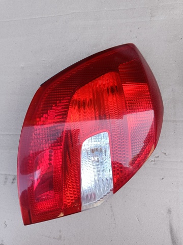 Ліхтар задній лівий 5J6945111 VAG