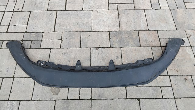 Нижня накладка на передній бампер 5K0805903A VAG