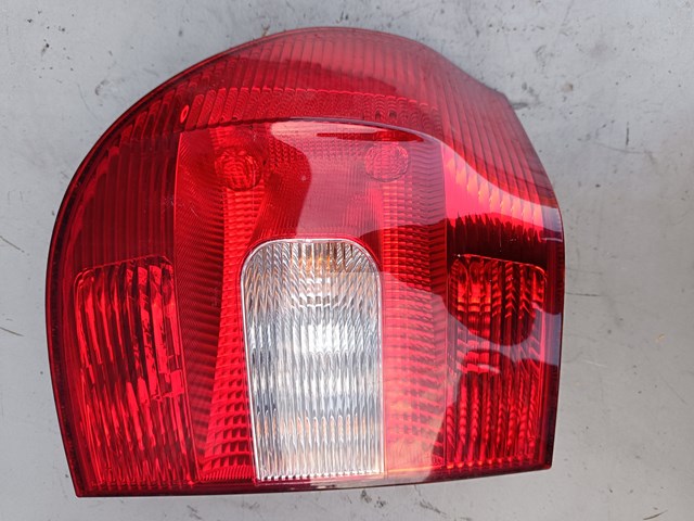 Задній правий стоп 5L0945095 VAG